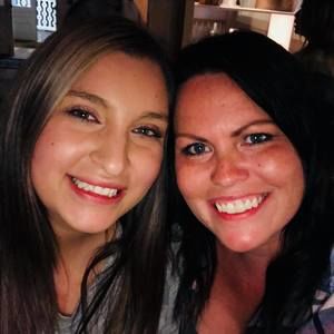 Meet your Posher, Renee